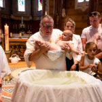 l'oeil de jo photographe solutré macon cluny belleville bourg en bresse baptème église curé d'ars basilique (3) exp