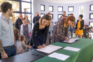l'oeil de jo photographe solutré macon cluny villefranche bourg en bresse shooting séance photo baptême laïque mairie (3) exp