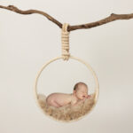 l'oeil de jo photographe solutré macon cluny villefranche bourg en bresse shooting séance photo naissance nouveau né bébé contenant artistique (12) exp