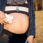 l'oeil de jo photographe solutré macon cluny belleville bourg en bresse couple grossesse naturel nouveau né bébé doudou écho (6)