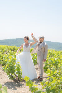 l'oeil de jo photographe solutré macon cluny belleville bourg en bresse mariage bohème champêtre laïque romantique vignes (4) exp