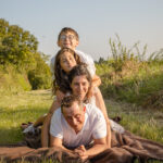 l'oeil de jo photographe solutré macon cluny belleville bourg en bresse séance photo shooting famille nature fun (2)