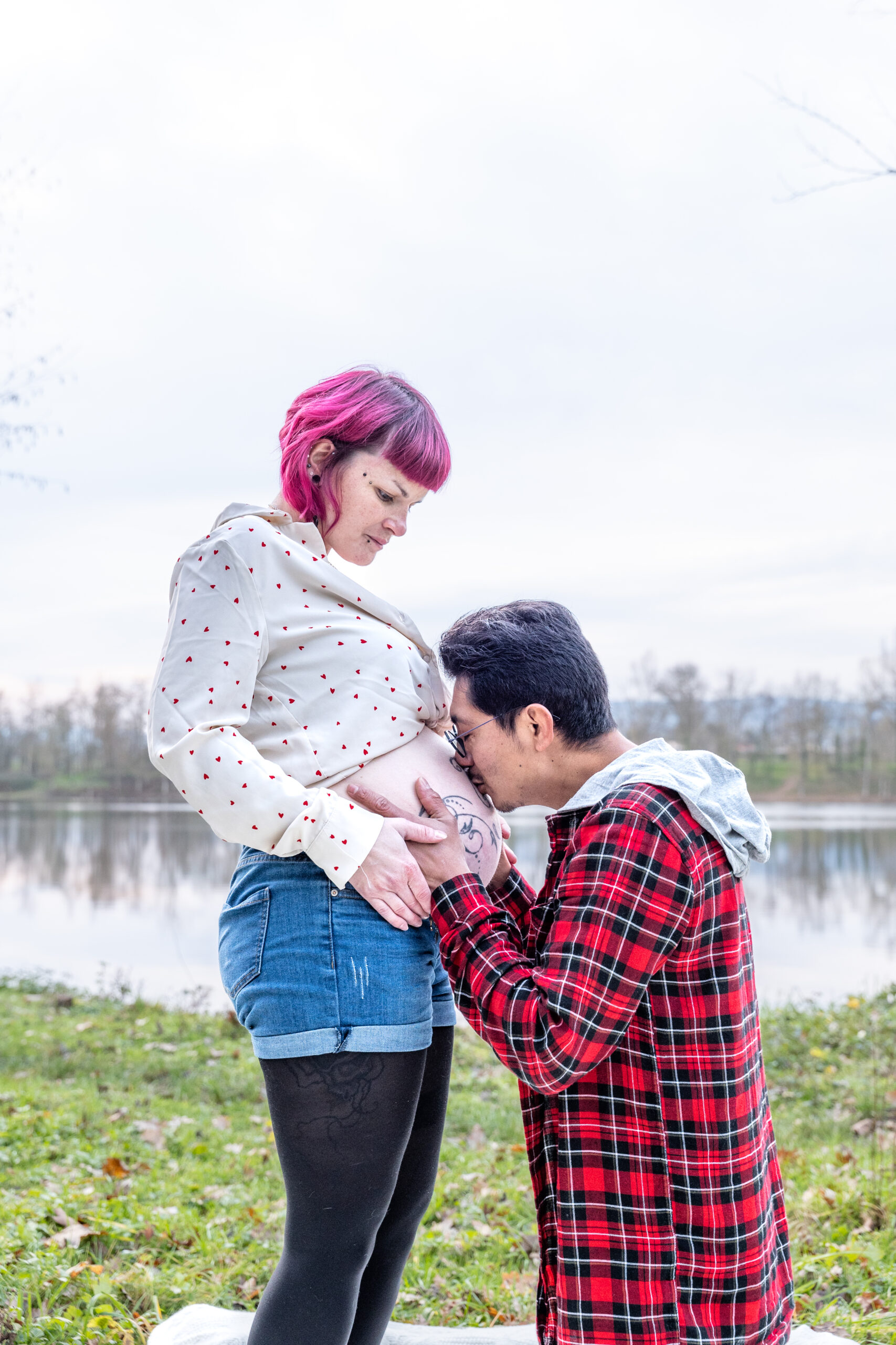 l'oeil de jo photographe solutré macon cluny belleville bourg en bresse séance photo shooting grossesse nature couple (9)