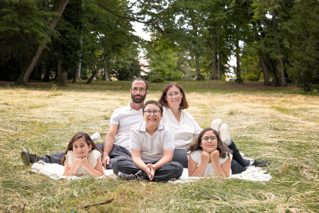 l'oeil de jo photographe solutré macon cluny villefranche bourg en bresse shooting séance photo extérieur famille naturelle (5)