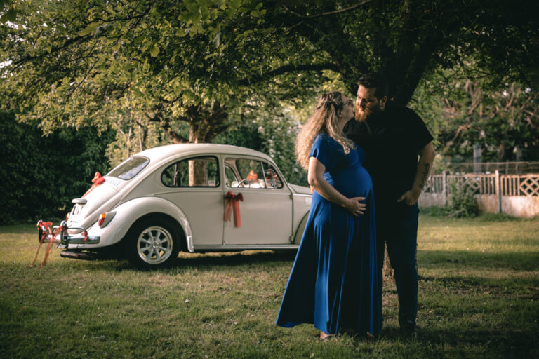 l'oeil de jo photographe solutré macon cluny villefranche bourg en bresse shooting séance photo grossesse bohème moody couple chien (6) exp