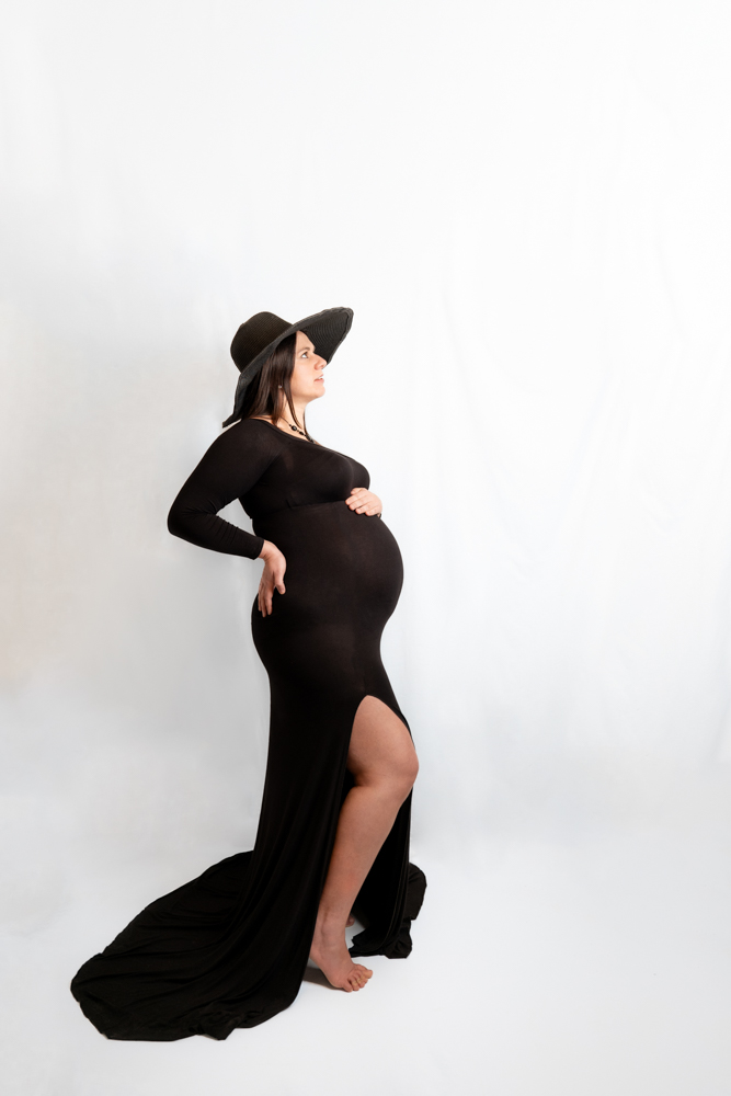 l'oeil de jo photographe solutré macon cluny villefranche bourg en bresse shooting séance photo grossesse studio maman nouveau né fond blanc (5) exp