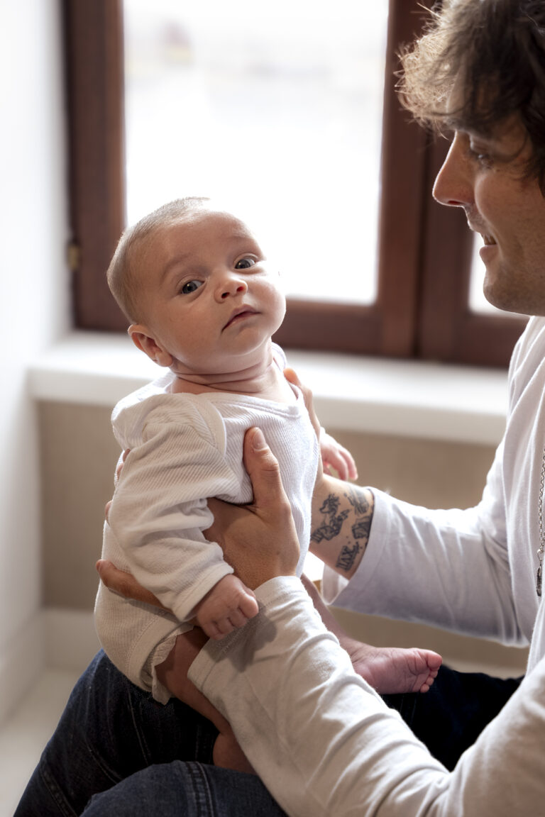 l'oeil de jo photographe macon solutré cluny bourg en bresse villefranche séance photo shooting domicile lifestyle naturel maison famille naissance (17) exp