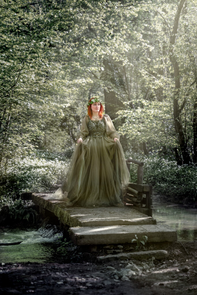 l'oeil de jo photographe Solutré macon cluny belleville bourg en bresse séance photo shooting artistique féérique onyrique nature fleur foret (3) exp