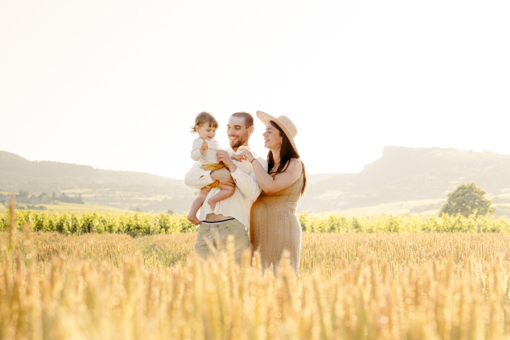 l'oeil de jo photographe macon solutré cluny belleville bourg en bresse famille bohème doux blé (5)