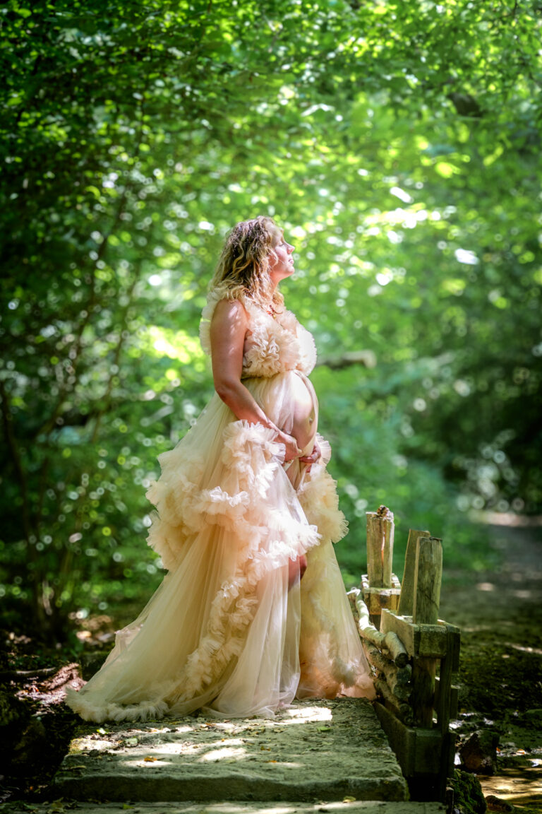 l'oeil de jo photographe macon solutré cluny belleville bourg en bresse grossesse princesse tulle nature (2)