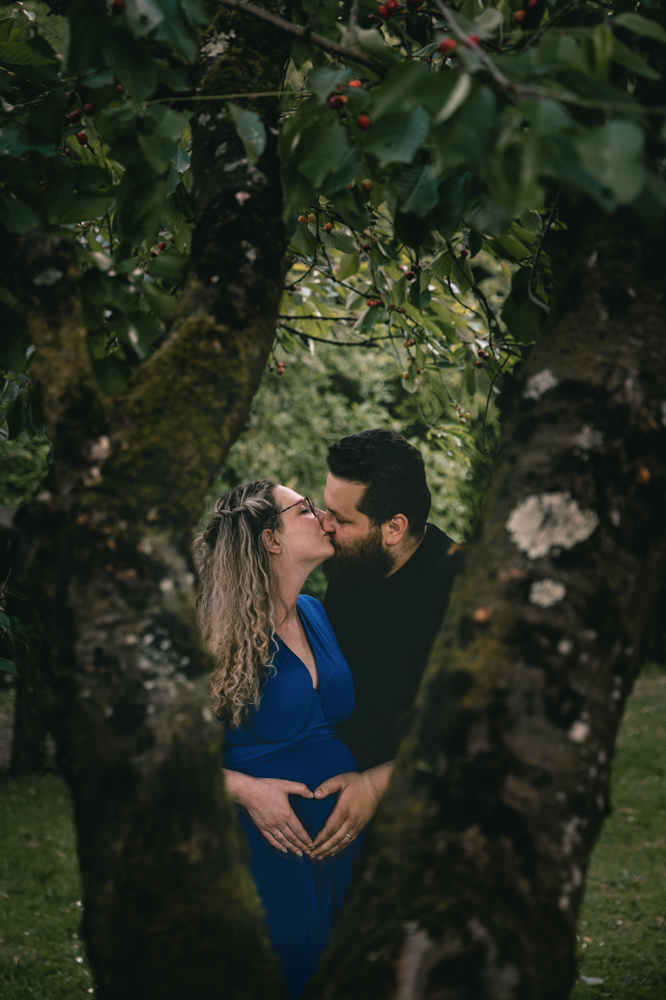 loeil de jo photographe solutre macon cluny villefranche bourg en bresse shooting seance photo grossesse boheme moody couple chien 5 exp