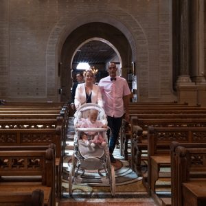 l'oeil de jo photographe solutré macon cluny belleville bourg en bresse baptème église curé d'ars basilique (2) exp