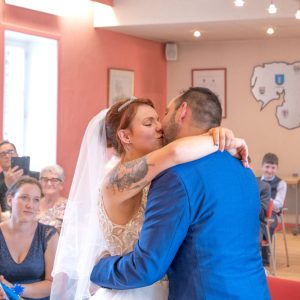 l'oeil de jo photographe solutré macon cluny belleville bourg en bresse villefranche mariage mairie église (11)